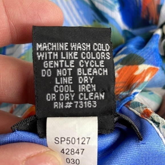 Spense Women’s Multicolored Lightweight Halter Top.Perfect For Summer! EUC Sz L - Picture 9 of 11